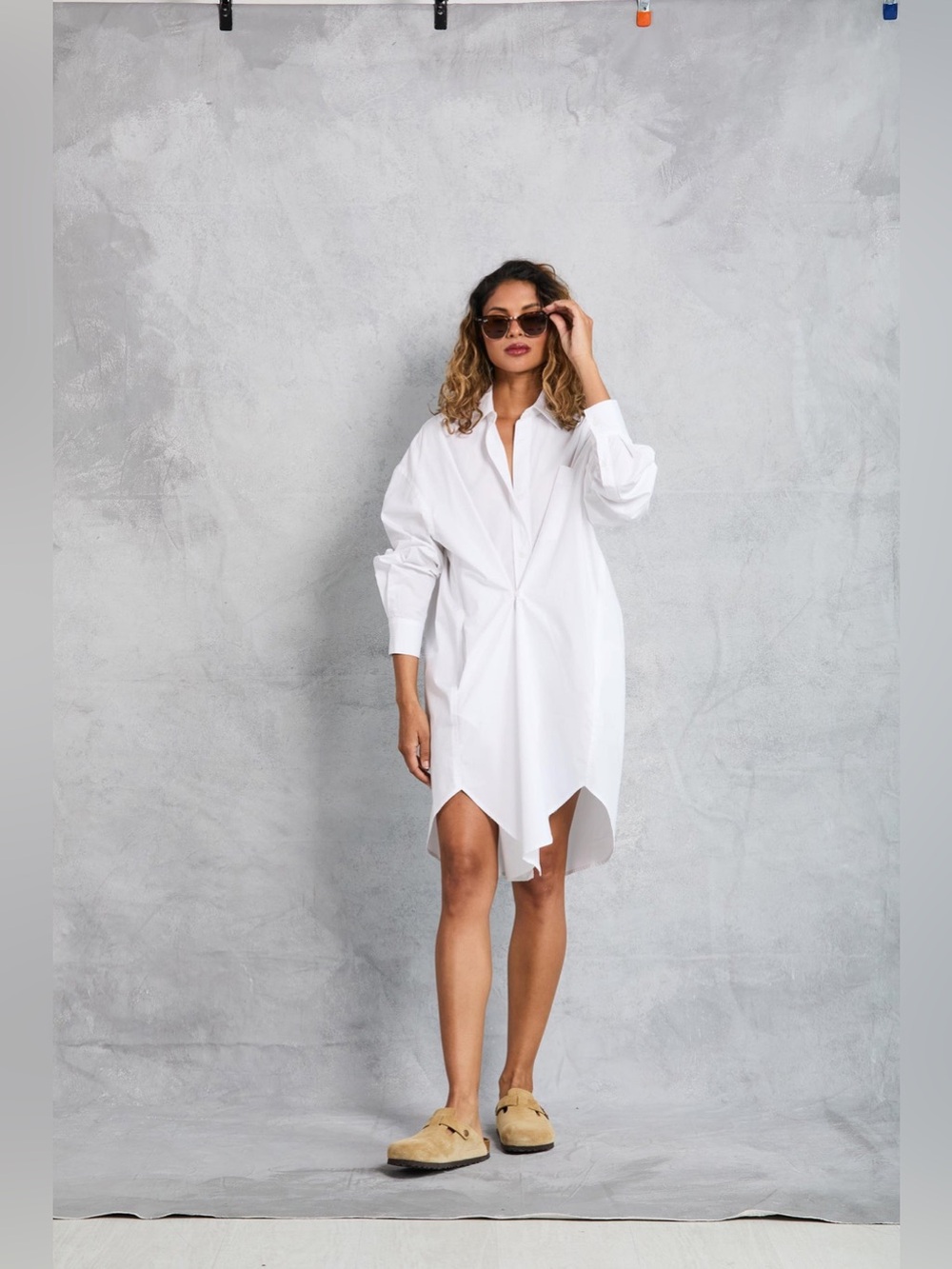 MAMÈNE Phoebe Mini Shirt Dress in White Size 0 XS/S Oversized Convertible Back - Picture 3 of 12